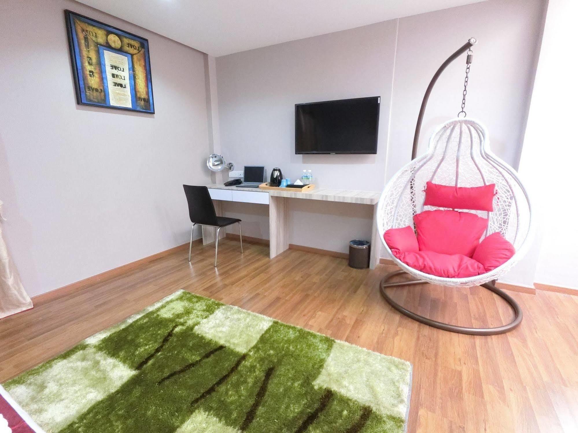Royale Hotel Batu Gajah Ίπο Εξωτερικό φωτογραφία